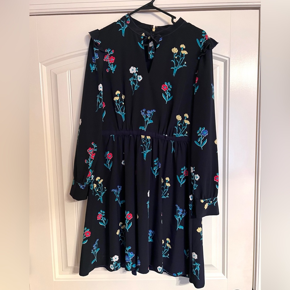 Never been worn NAVY long sleeve Draper James dress!! Precious floral print